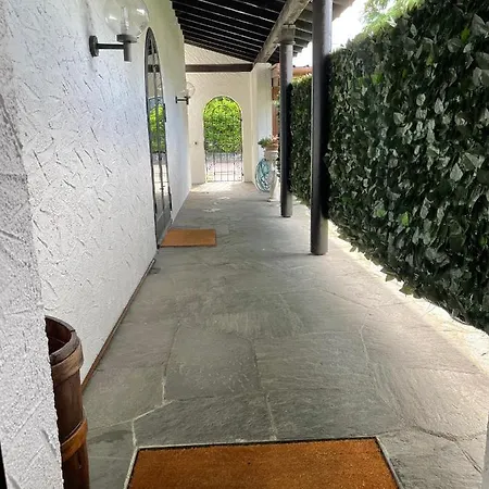 Casa Via Saleggi 10 度假居 *