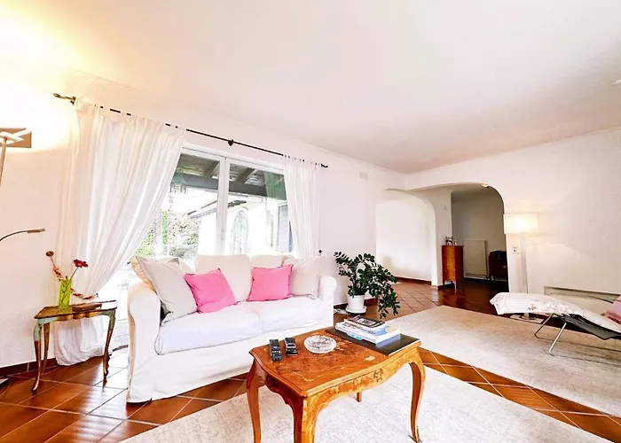 Casa de Férias Casa Via Saleggi 10 *